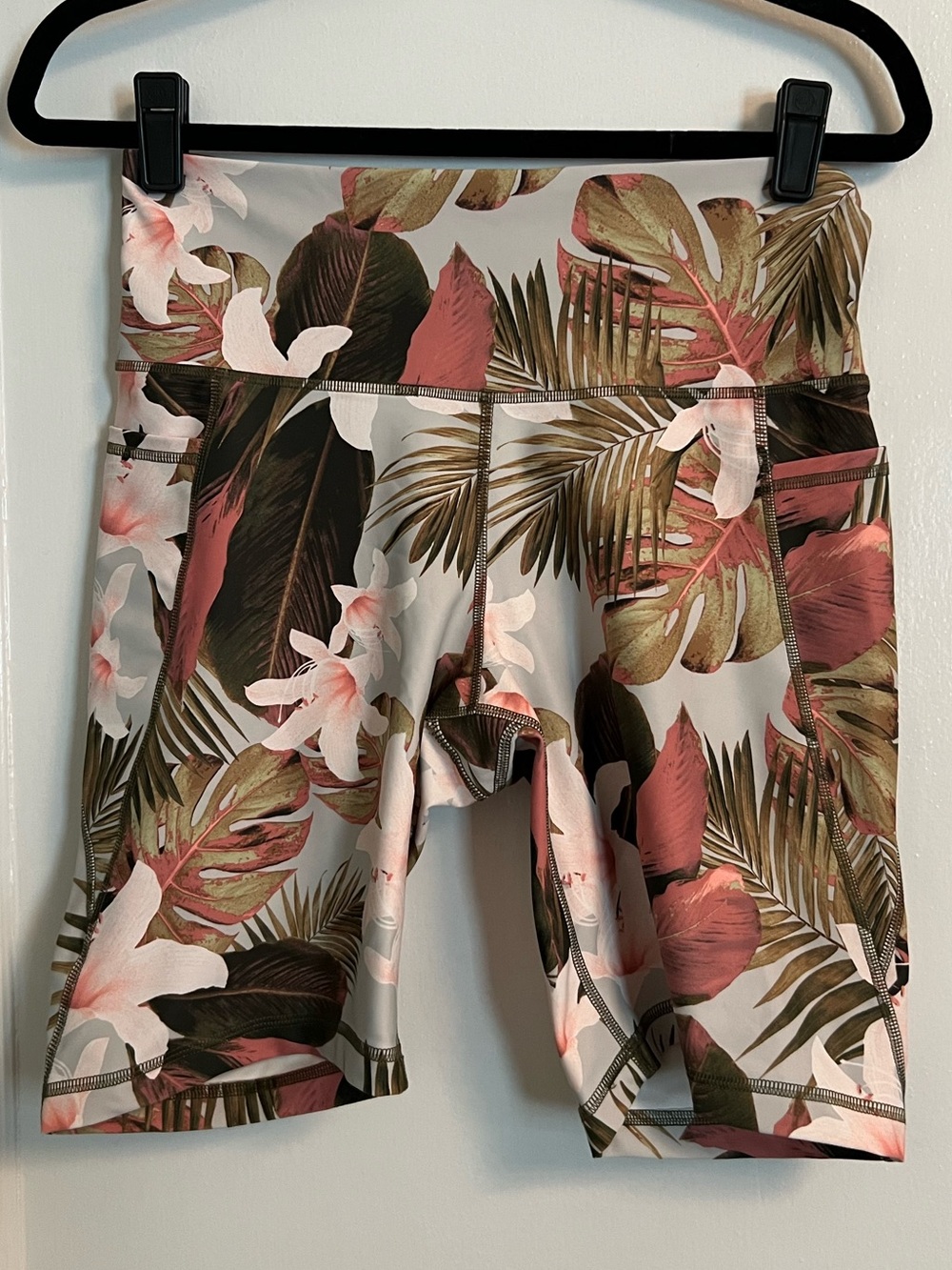 Old Navy Powersoft Bike Shorts Tropical Floral Print Sz Large